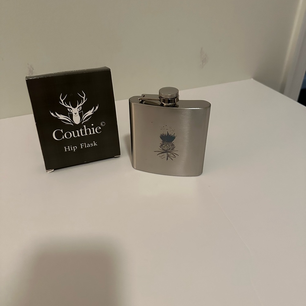 Stainless Steel Silver Hip Flask with Thistle Design